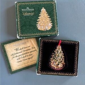 White House Christmas Ornament 2008
